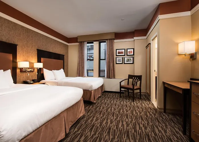 The Hotel At Fifth Avenue